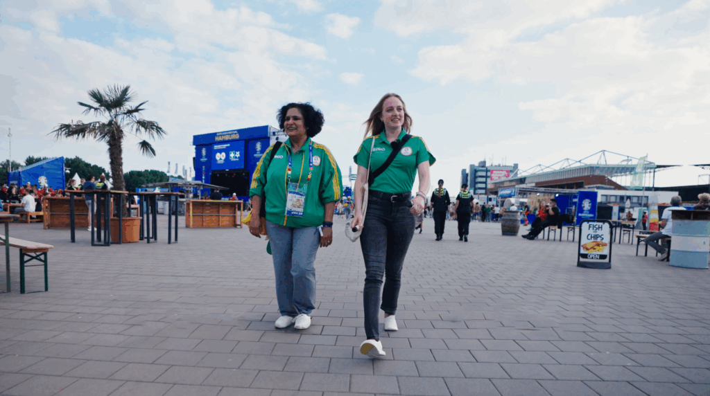 Green Volunteers auf der Fan Zone c: Thomas Stein